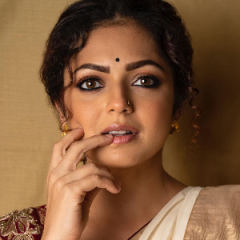 Drashti Dhami