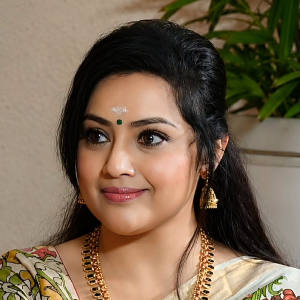 Meena (actress)