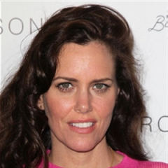 Ione Skye