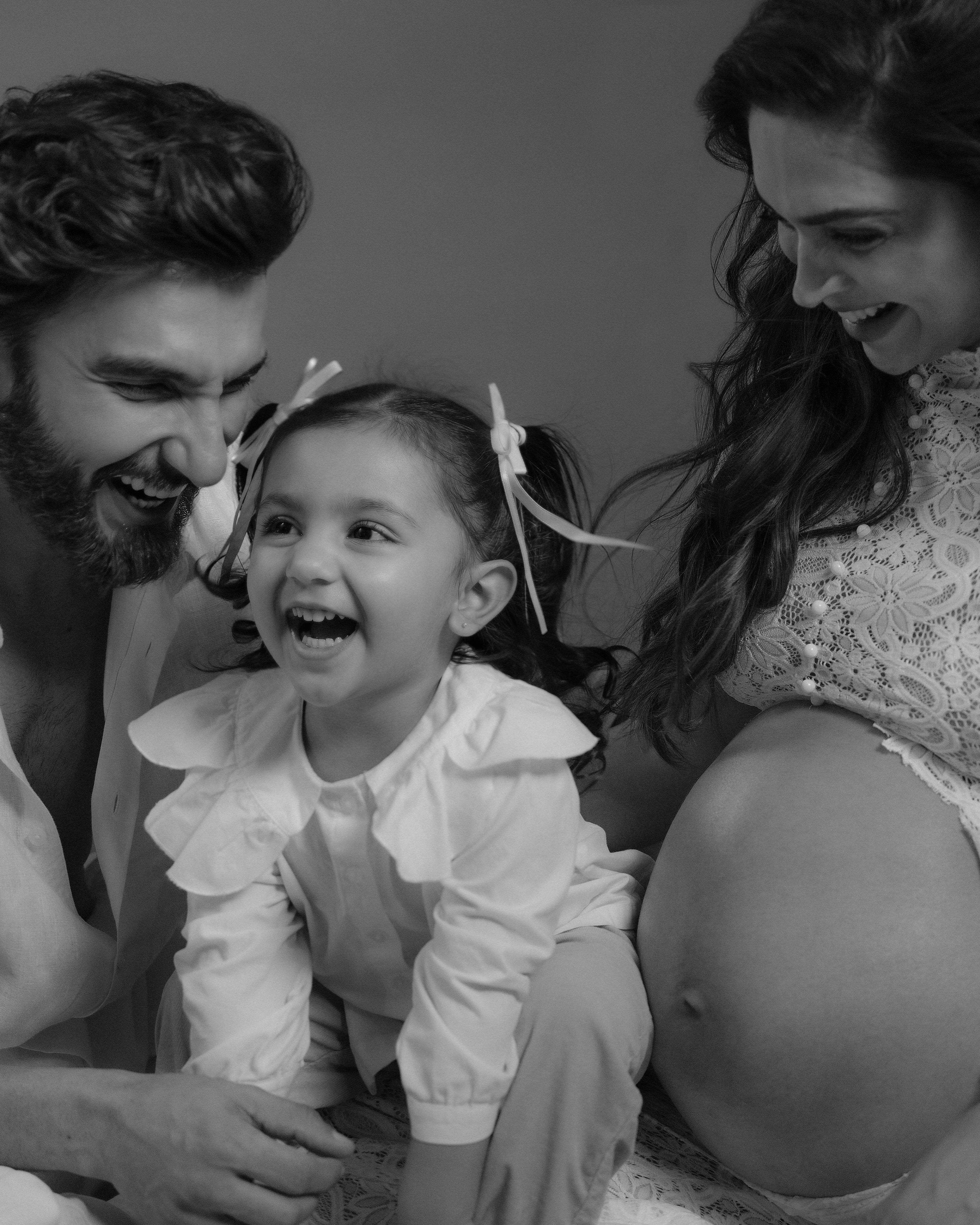 Deepika Padukone and Ranveer Singh Share Maternity Photoshoot on Daughter Dua's Birthday
